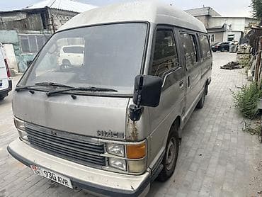 Toyota Hiace: 1993 г., 2.5 л, Механика, Дизель, Фургон at lalafo.kg Toyota Hiace: 1993 г., 2.5 л, Механика, Дизель, Фургон