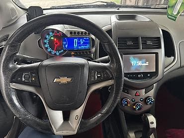 шавролет авео: Chevrolet Aveo: 2014 г., 1.6 л, Автомат, Бензин, Седан — 7