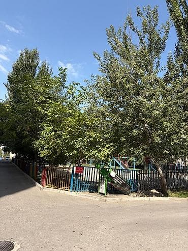 квартиры в 12 мкр: 1 комната, 44 м², 12 мкр 106 серия, 9 этаж, Старый ремонт — 2