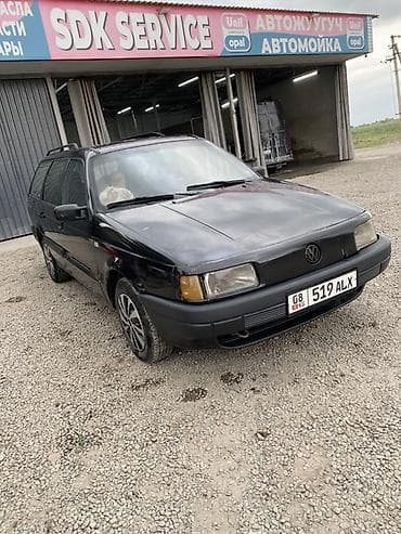 Volkswagen: Volkswagen Passat Variant: 1989 г., 1.8 л, Универсал — 2