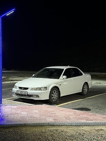70 200: Honda Accord: 2001 г., 1.8 л, Автомат, Бензин, Седан — 1
