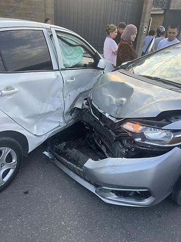 компонент: Honda Fit: 2019 г., 1.5 л, Вариатор, Гибрид, Хэтчбэк — 2