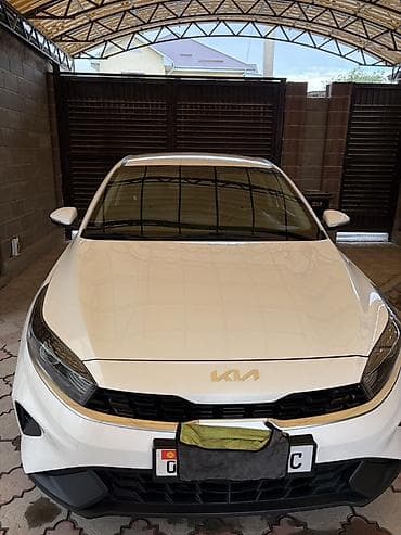 Kia K3: 2021 г., 1.6 л, Вариатор, Бензин, Седан