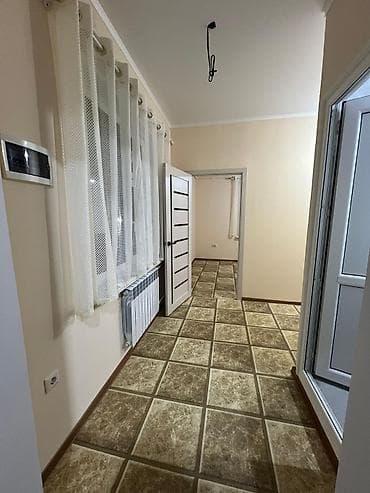 аренда студии: 1 комната, С мебелью частично — 6