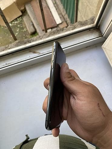 iphone 16 e: IPhone Xs, Б/у, 256 ГБ, Space Gray, 100 % — 7