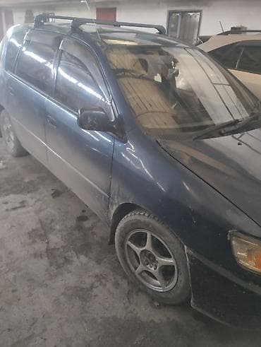пневмо воздушка: Toyota Ipsum: 1996 г., 2 л, Автомат, Бензин, Минивэн — 3