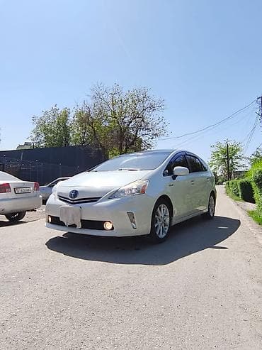 ключи приус: Toyota Prius V: 2013 г., 1.8 л, Вариатор, Гибрид, Универсал — 2