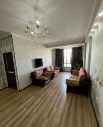 срочно продаётся 1 комнатная квартира в районе шлагбаум по улице кенсуйская 17 пересекает интергельпо: 2 комнаты, 53 м², Элитка, 8 этаж, Евроремонт — 9