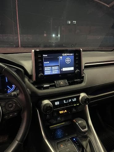 Toyota RAV4: 2019 г., 2.5 л, Автомат, Бензин, Кроссовер — 9