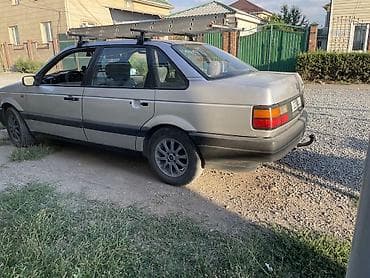 сиденье ниссан: Volkswagen Passat: 1988 г., Механика, Седан — 9