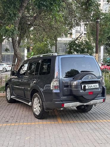 диски митцубиси: Mitsubishi Pajero: 2007 г., 3.2 л, Автомат, Дизель, Внедорожник — 4