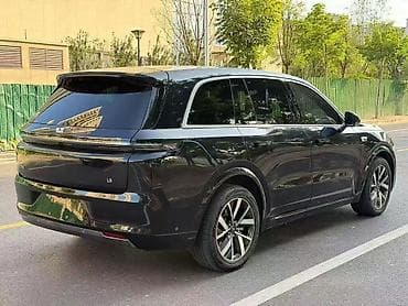Продажа авто: Lixiang L8: 2023 г., Внедорожник — 9