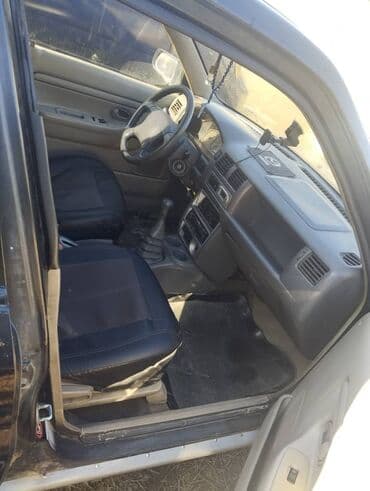 мазда автомобил: Mazda Demio: 2000 г., 1.5 л, Механика, Бензин, Хетчбек — 3