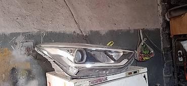 Передняя левая фара Hyundai