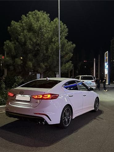 Продажа авто: Hyundai Avante: 2018 г., 1.6 л, Робот, Бензин, Седан — 5