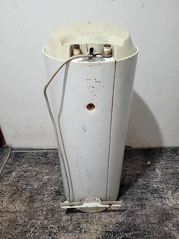 кулер диспенсер: Б/у аристон 65л 1.8кл рабочий хороше работает позвоните или напишите — 4