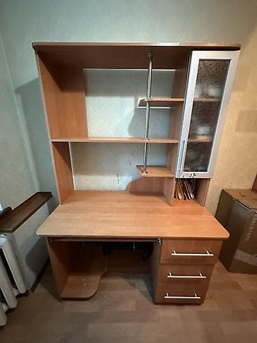 кухонный уголок без стола: Компьютерный стол, С полками — 2