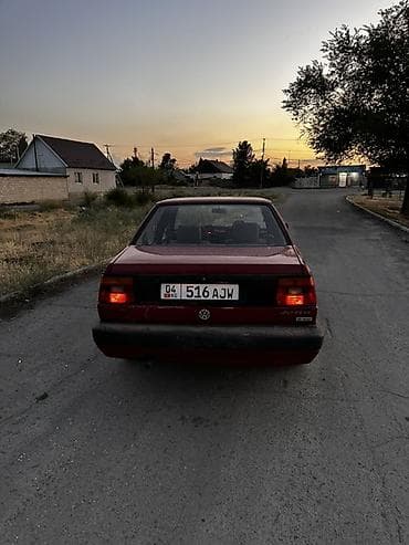 Продажа авто: Volkswagen Jetta: 1994 г., 1.8 л, Механика, Бензин, Седан — 1