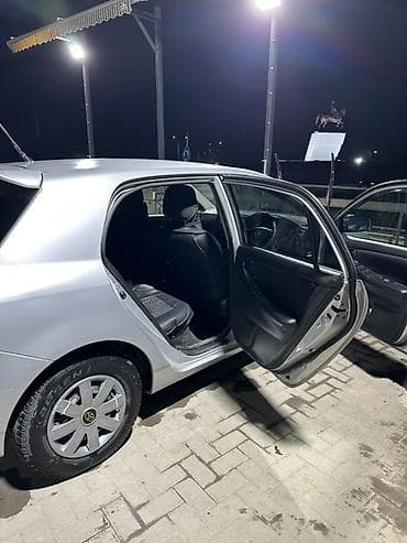 corolla levin: Toyota Allex: 2003 г., 1.5 л, Автомат, Бензин, Хэтчбэк — 5