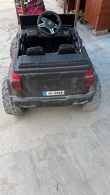 Детский электрокар, Б/у