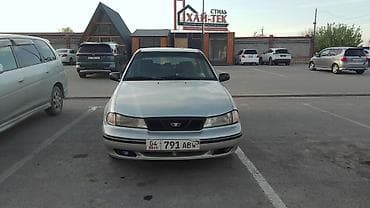 седан срочно продаю: Daewoo Nexia: 2004 г., Ручные, Седан — 3