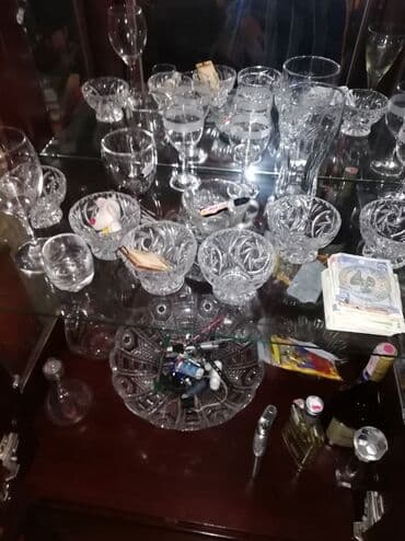 набор фишек для покера: Вазы, бокалы и др, от 50 до 500сом за штуку — 2