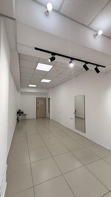 Сдается светлое коммерческое помещение открытой планировки. 30 м2 — 2