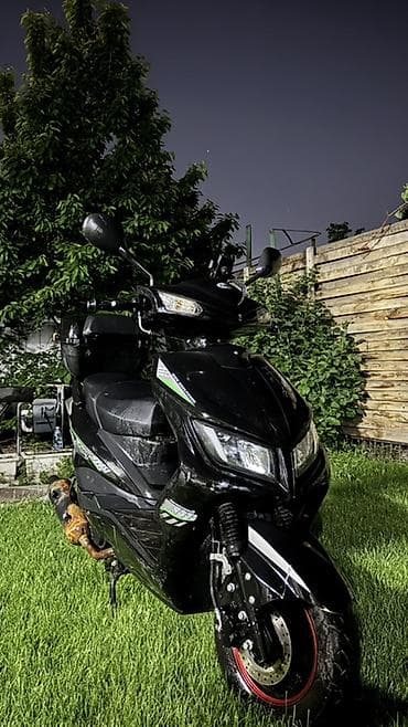 Скутерлер: Скутер түрү 125 куб. см, Бензин, Колдонулган — 3