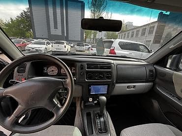 Mitsubishi Montero Sport: 2002 г., 3 л, Автомат, Бензин, Внедорожник — 9