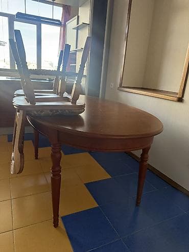 small table: Продаю шкафы из одного набора. Смотрите все фото. Производство — 7