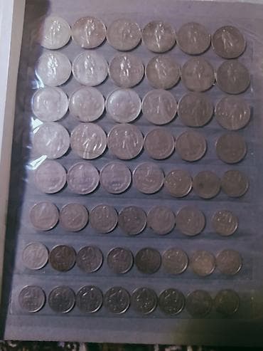 куплю марки: Альбом с почтовыми марками «Живопись/искусство, разные страны» — 6