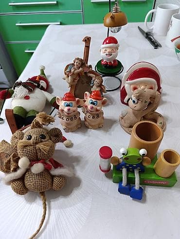 advent calendar: Набор декоративных сувениров и новогодних фигурок. В составе: - — 1