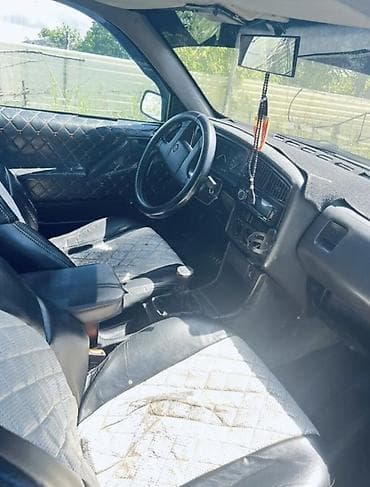Транспорт: Volkswagen Passat: 1991 г., 2 л, Механика, Бензин, Седан — 5