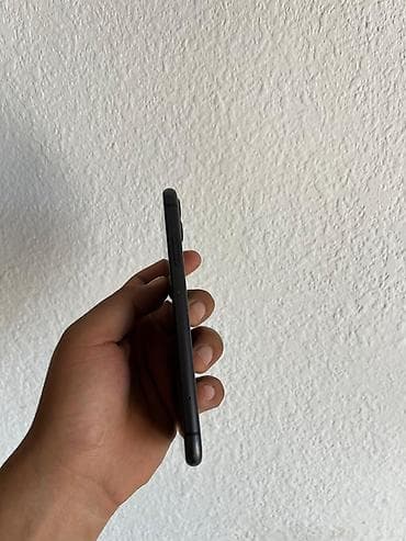 nokia e51: IPhone 11, 128 ГБ, 77 % — 5