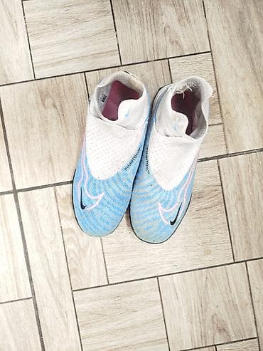 Футбольные сороконожки Nike Phantom размер 36 отличное состояние -