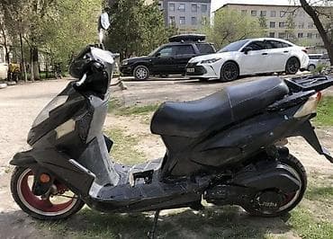 full construction: Тип скутера Suzuki, 150 куб. см, Бензин, Б/у — 2