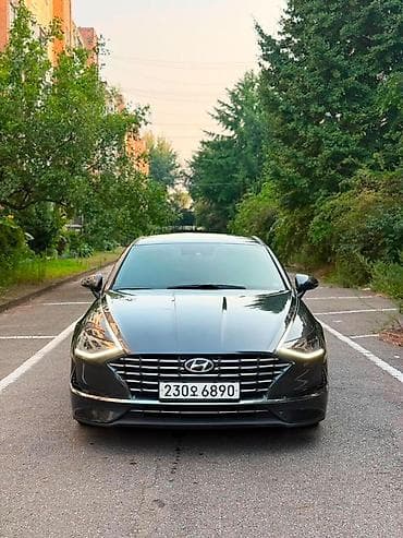 byd e2 2023: Hyundai Sonata: 2021 г., Седан — 1