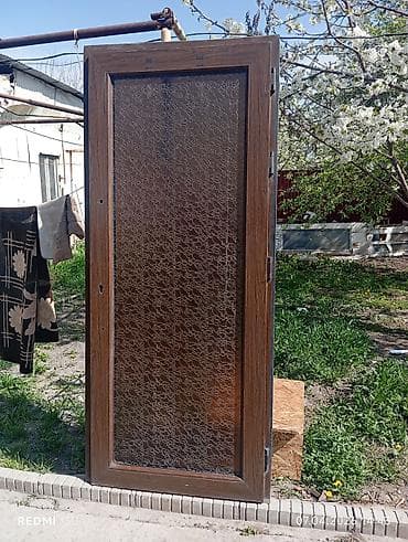 межком двер: Стеклянная межкомнатная/входная дверь с рамой под дерево - Полотно с — 1