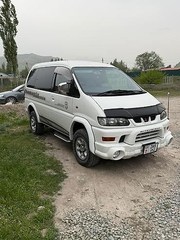ка пийат: Mitsubishi Space Gear: 2001 г., Автомат, Газ, Минивэн — 1