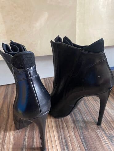 кроксы крокс crocs: Обувь 36размер 100%кожа Сост идеал как новый Одет на 30мин Куплен — 2