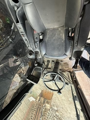 t 25: Экскаватор, Hyundai, Колесный — 10