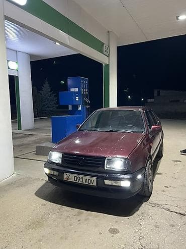 Volkswagen: Volkswagen Vento: 1994 г., Седан — 3