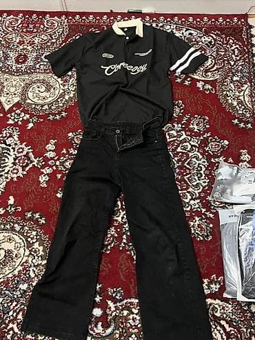 Комплект одежды в стиле casual: - Футболка-поло черного цвета с at lalafo.kg Комплект одежды в стиле casual: - Футболка-поло черного цвета с