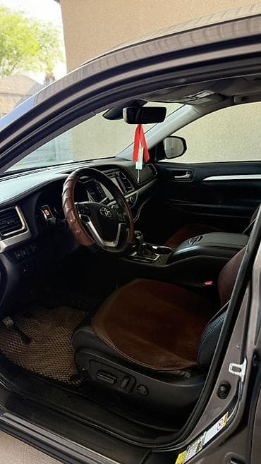 prius v: Toyota Highlander: 2018 г., 3.5 л, Автомат, Бензин, Кроссовер — 5
