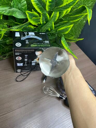 juicer blender: Блендер, миксер, Жаңы, Акысыз жеткирүү, Өзү алып кетүү — 7