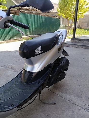 zero x neo: Боковой пластик есть в наличии просто осталось покрасить. Скутер Honda — 3