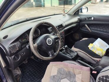 Volkswagen Passat: 2002 г., 2.3 л, Механика, Бензин, Универсал