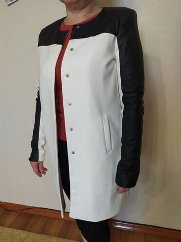 Плащтар: Эркектердин плащы, L, Колдонулган, түсү - Ак, Өзү алып кетүү — 2