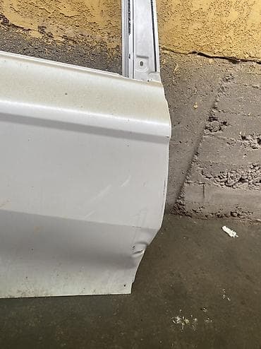 авто дым: Дверь Передняя правая Toyota, Б/у — 5