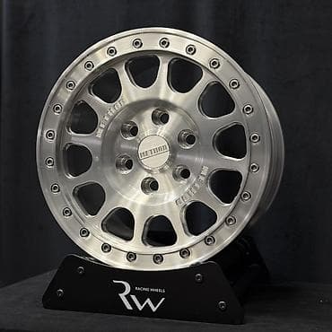 wheel: Диски R 17 Toyota, Комплект, отверстий - 6, Новый — 3